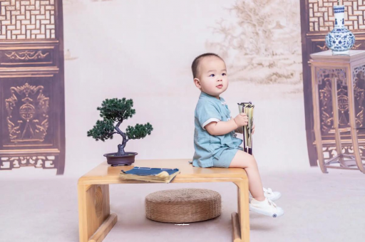 丹阳宝宝几个月笑出声